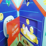 Busy Bees Peek and Find Farm (Lift-the-flaps book)